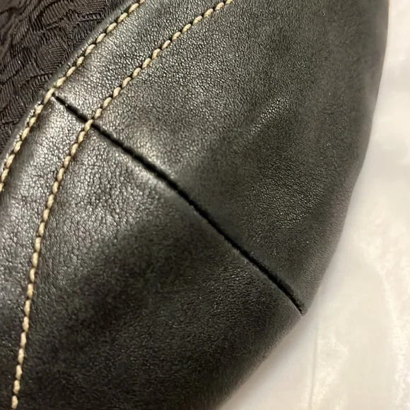 Authentic vintage Coach bag in good condition L0401461 - Picture 6 of 16